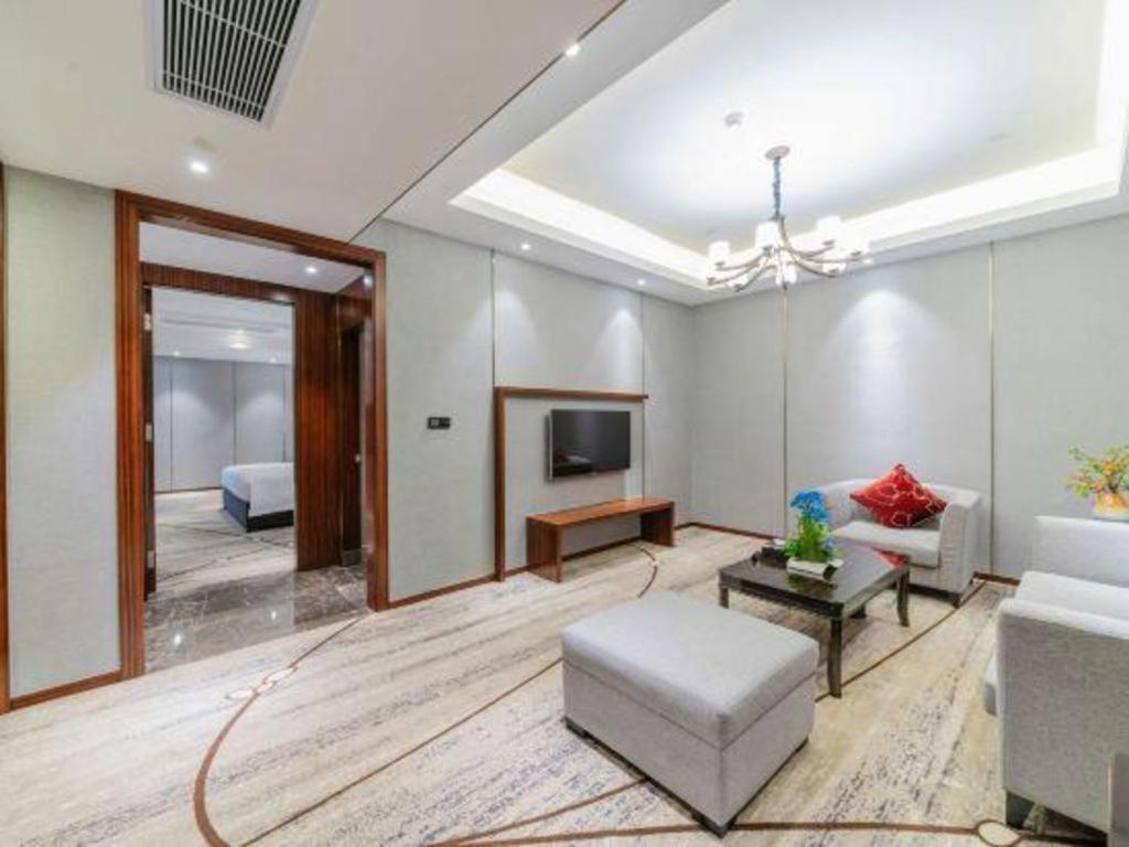 Ramada Foshan Shunde Buitenkant foto